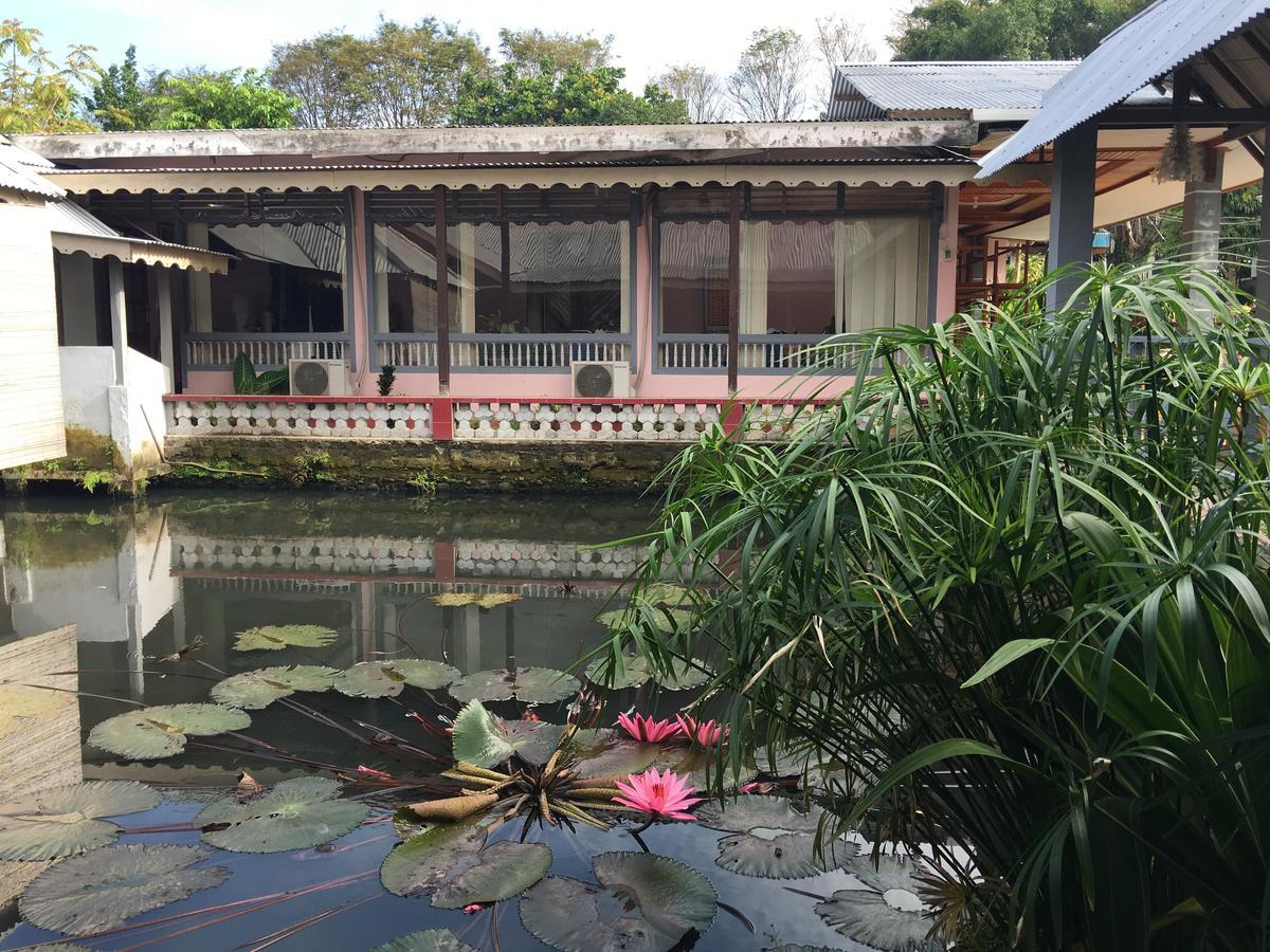 Tamasya Garden Hotel Kotamobagu Exterior foto