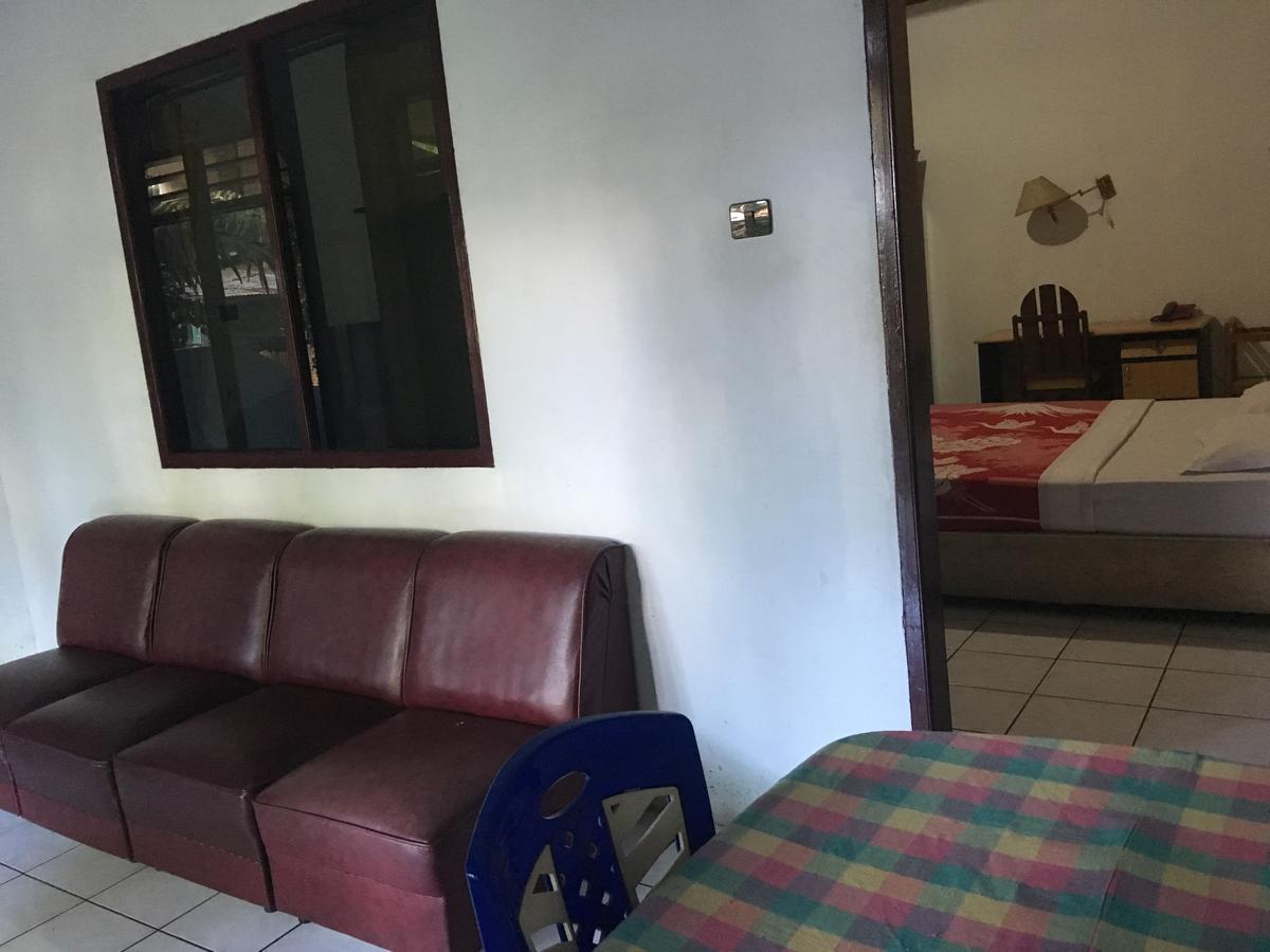 Tamasya Garden Hotel Kotamobagu Exterior foto