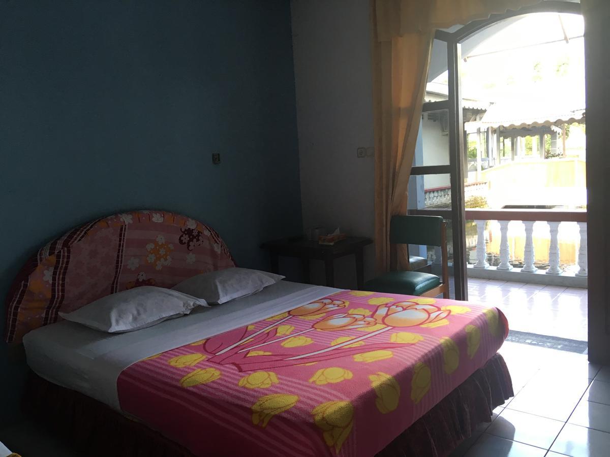 Tamasya Garden Hotel Kotamobagu Exterior foto