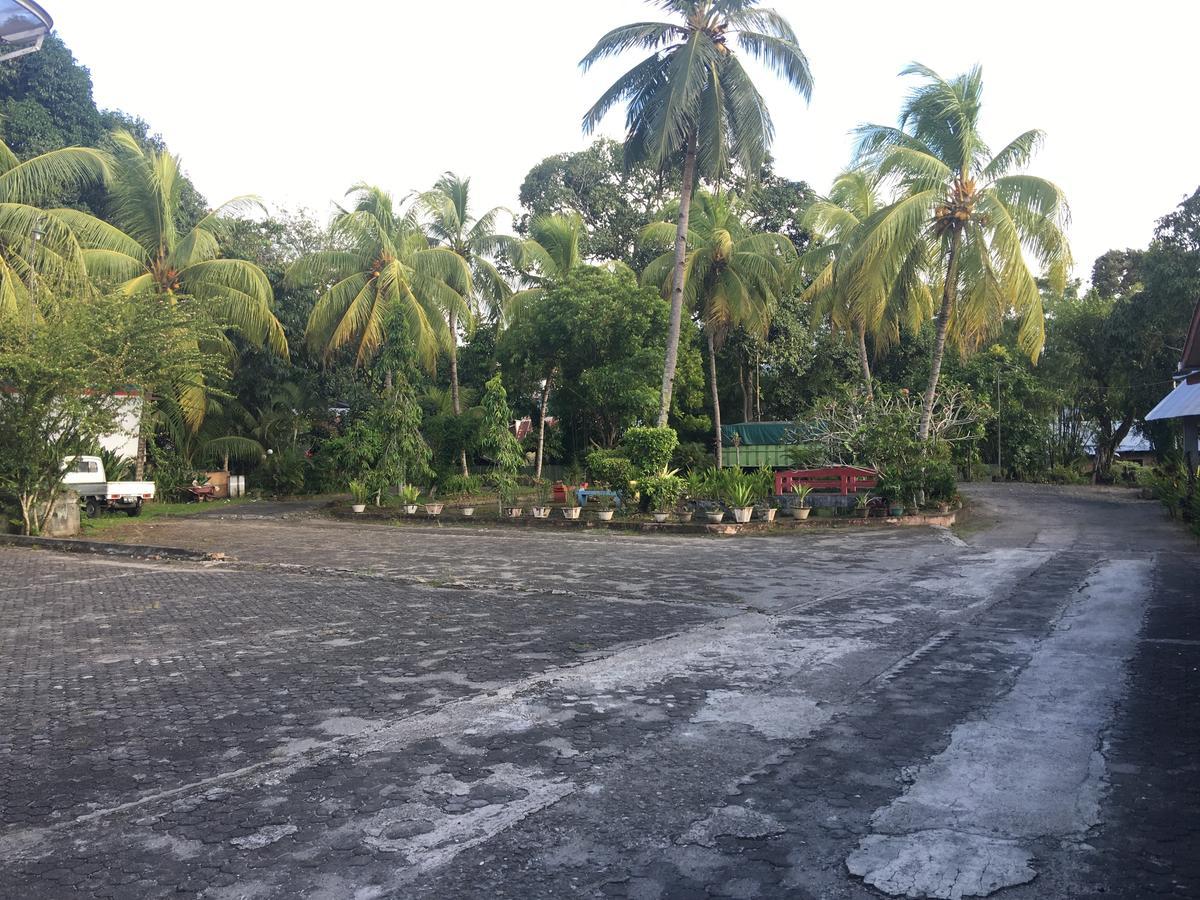 Tamasya Garden Hotel Kotamobagu Exterior foto
